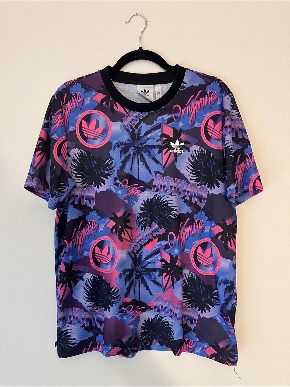 adidas Men's Purple & Pink Palm-Print Short Sleeve Tee